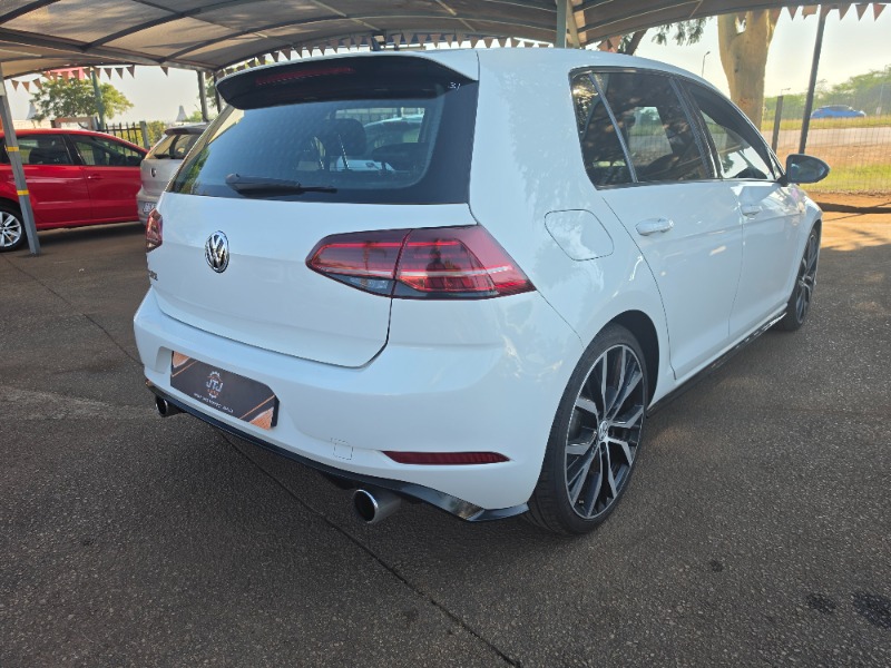 2017 VOLKSWAGEN GOLF 2.0 TSI 7.5 GTI