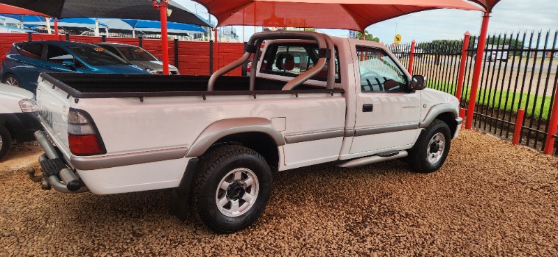2002 Isuzu kb 280 DT LX